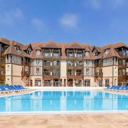 Le Cosy Residence Du Golf Deauville Eksteriør bilde