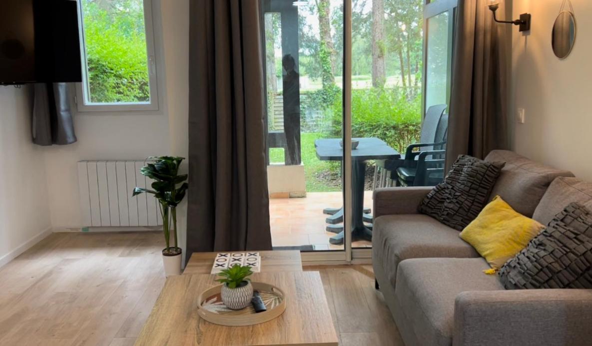 Le Cosy Residence Du Golf Deauville Eksteriør bilde